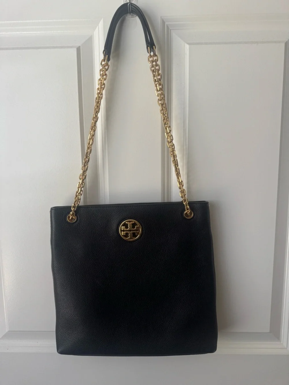 Tory Burch Black Pebbled Leather Shoulder Bag or Crossbody w/Gold Chain - Picture 1 of 7